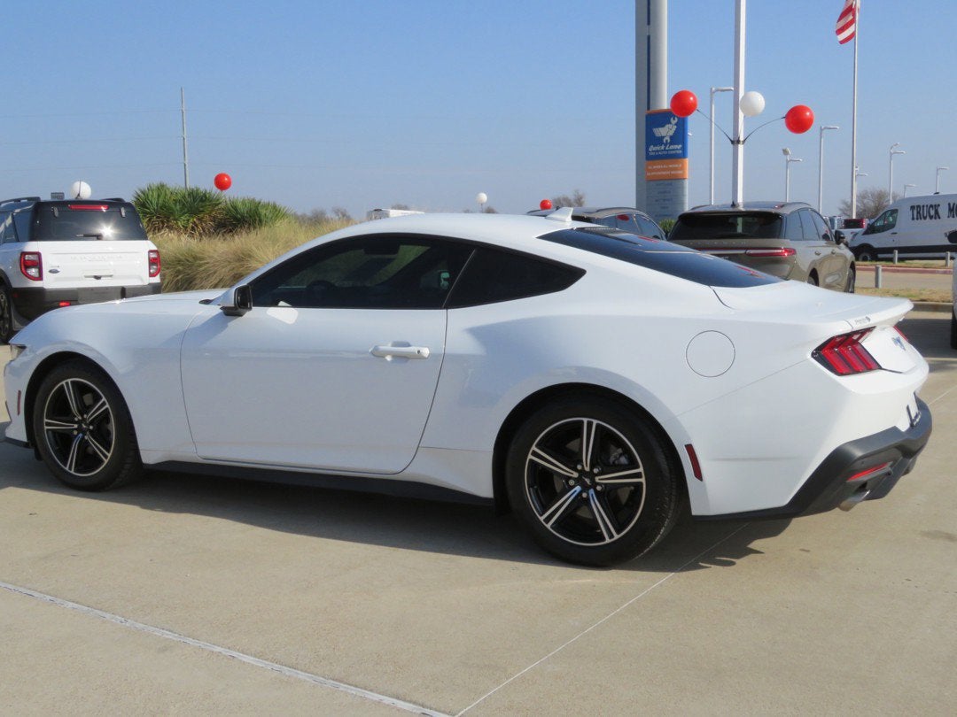 2024 Ford Mustang EcoBoost