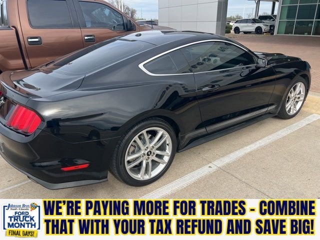 2016 Ford Mustang EcoBoost Premium