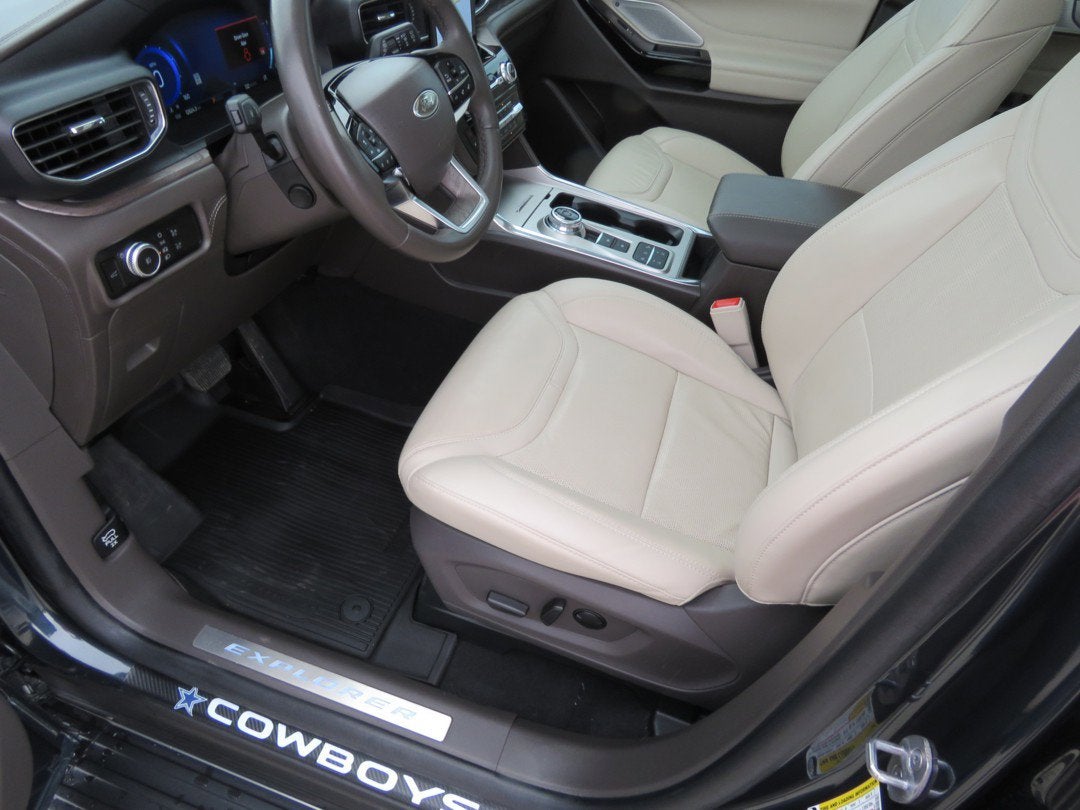 2023 Ford Explorer Platinum