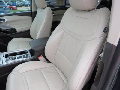 2023 Ford Explorer Platinum