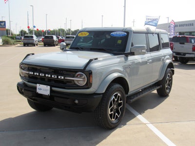 2024 Ford Bronco Outer Banks