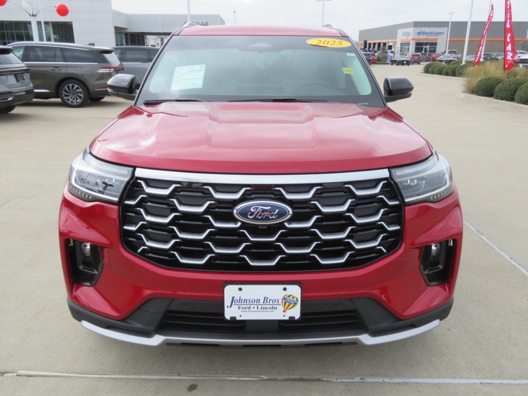 2025 Ford Explorer Platinum