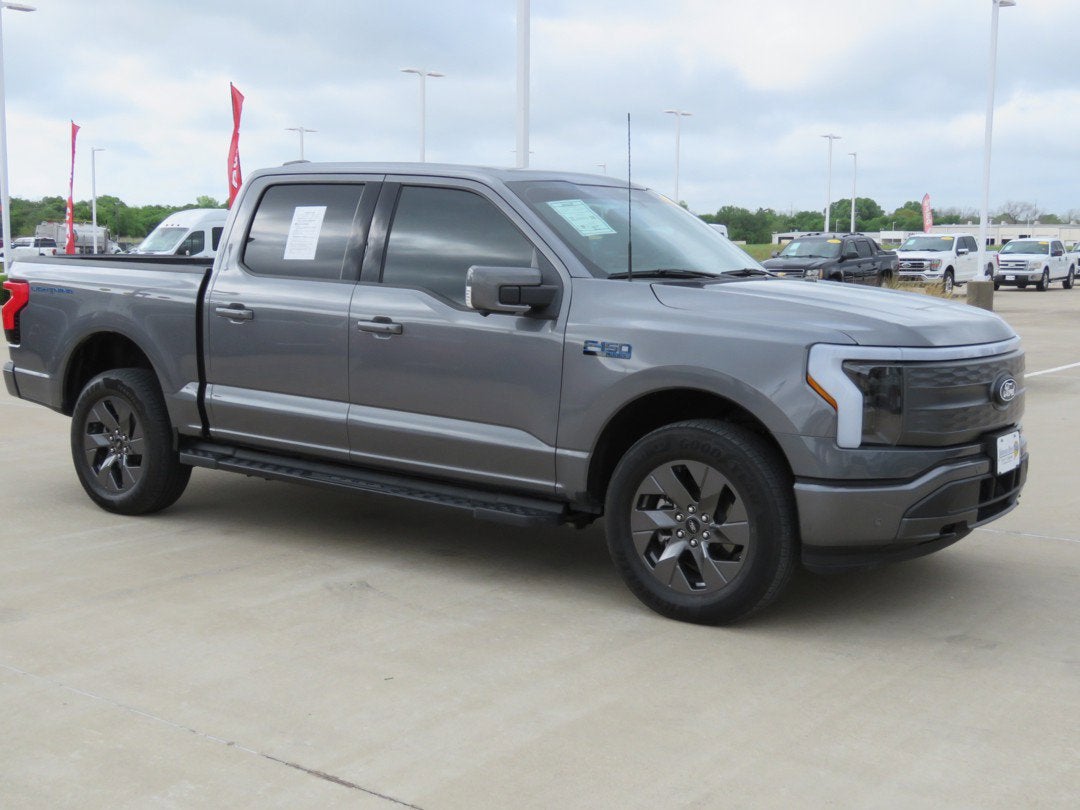 2024 Ford F-150 Lightning LARIAT