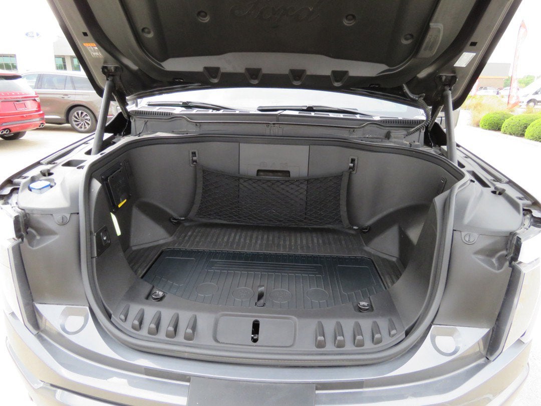 2024 Ford F-150 Lightning LARIAT