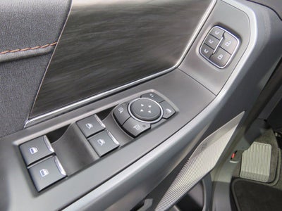 2024 Ford F-150 Lightning LARIAT