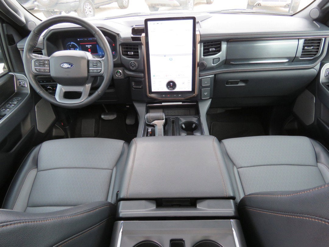 2024 Ford F-150 Lightning LARIAT