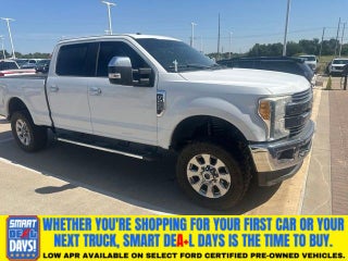 2017 Ford Super Duty F-250 SRW Lariat