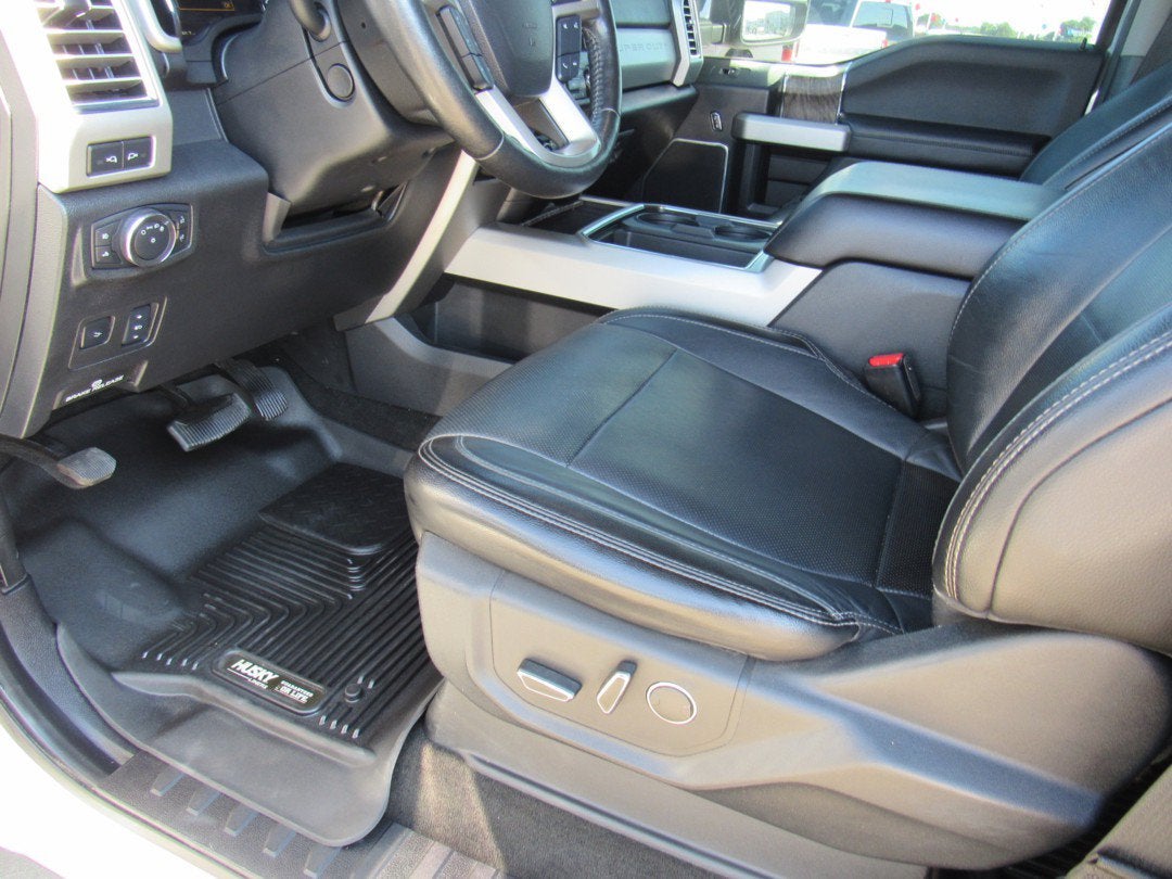 2017 Ford Super Duty F-250 SRW Lariat
