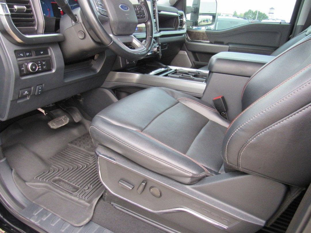 2023 Ford Super Duty F-250 SRW LARIAT