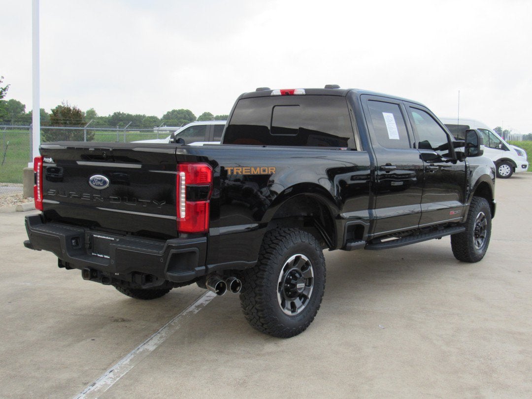 2023 Ford Super Duty F-250 SRW LARIAT