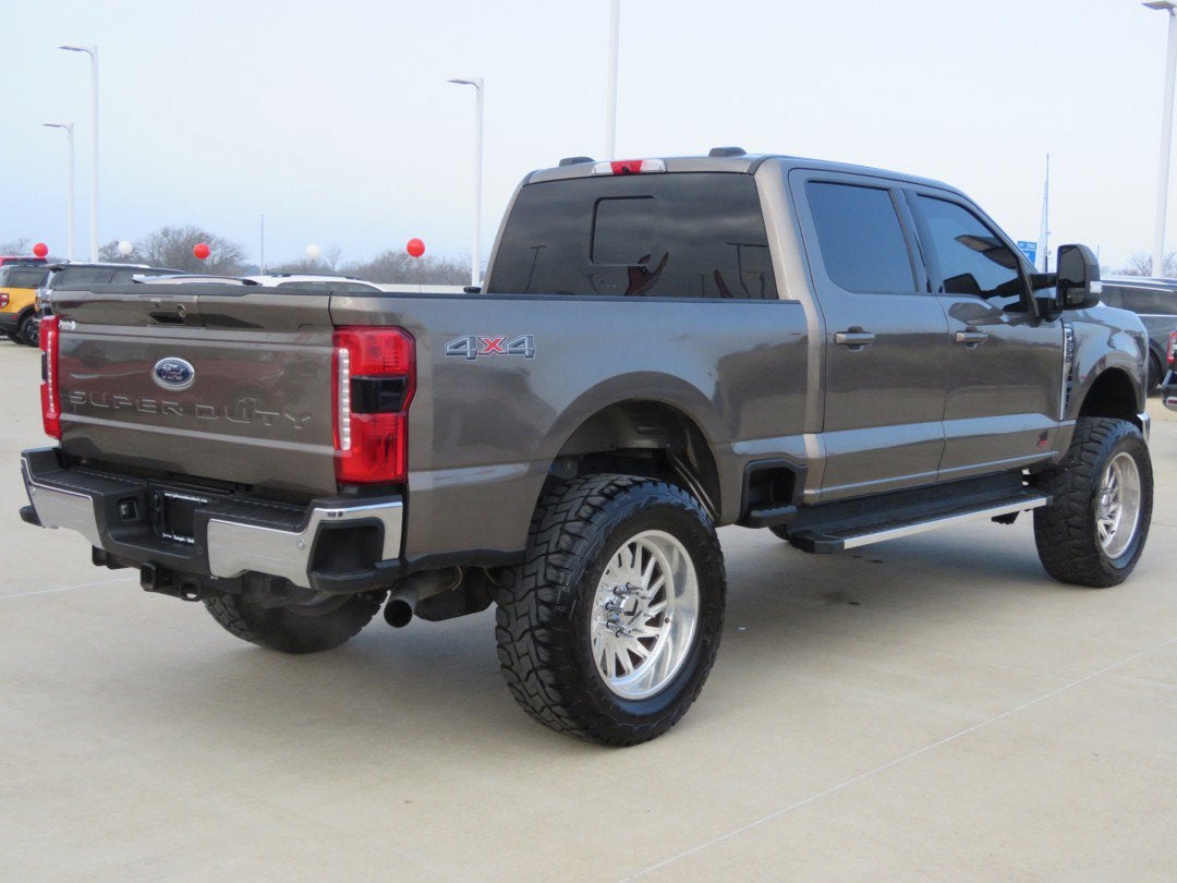 2023 Ford Super Duty F-250 SRW LARIAT