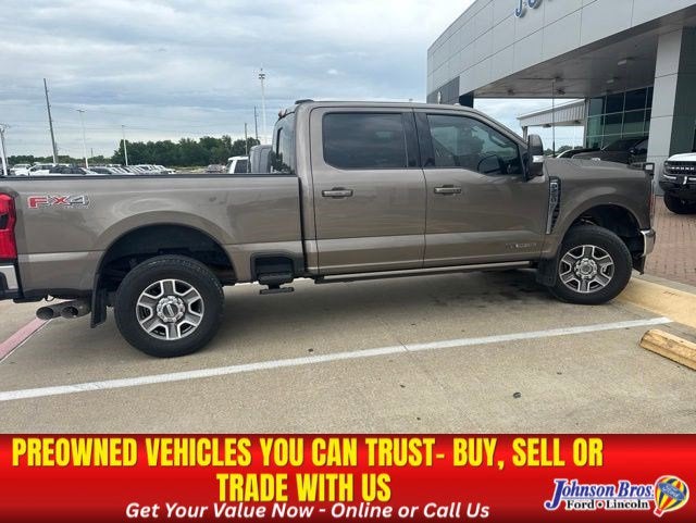 2023 Ford Super Duty F-250 SRW LARIAT