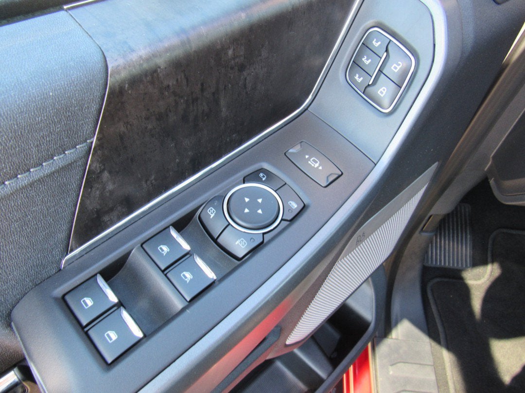 2023 Ford Super Duty F-350 SRW LARIAT