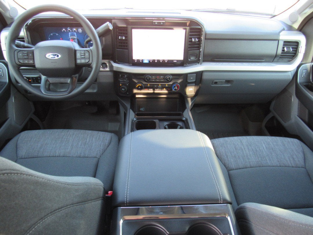 2026 Ford Super Duty F-350 DRW XLT