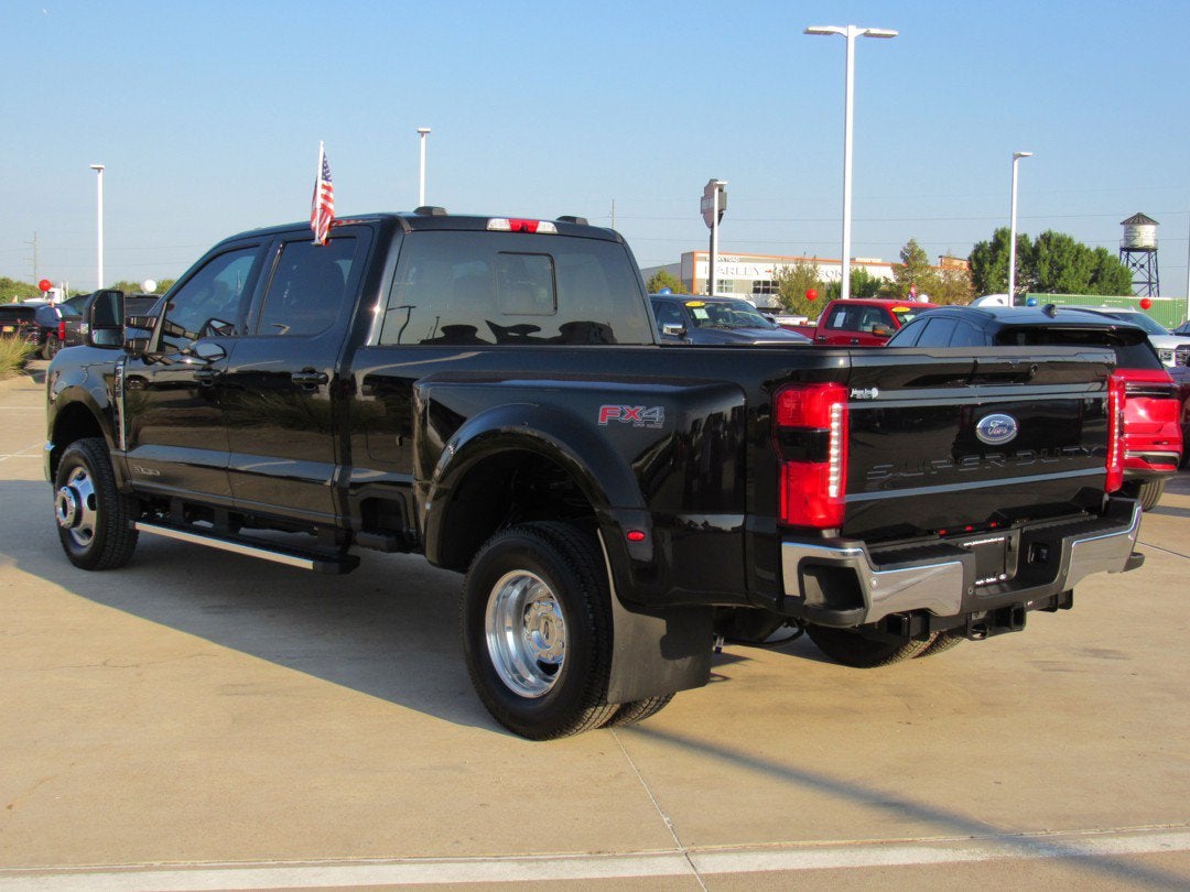 2026 Ford Super Duty F-350 DRW XLT