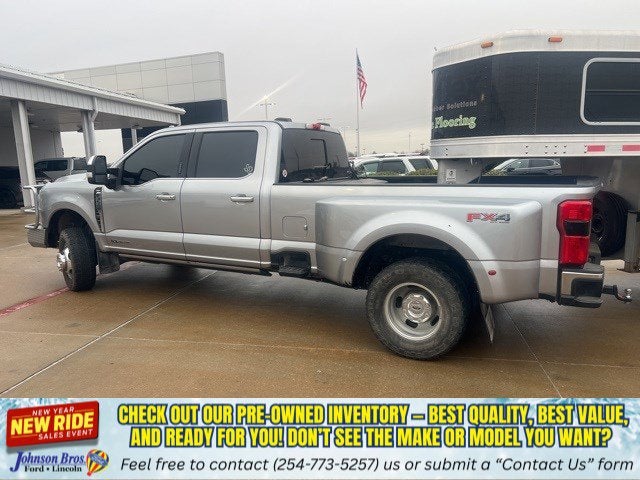 2024 Ford Super Duty F-350 DRW LARIAT