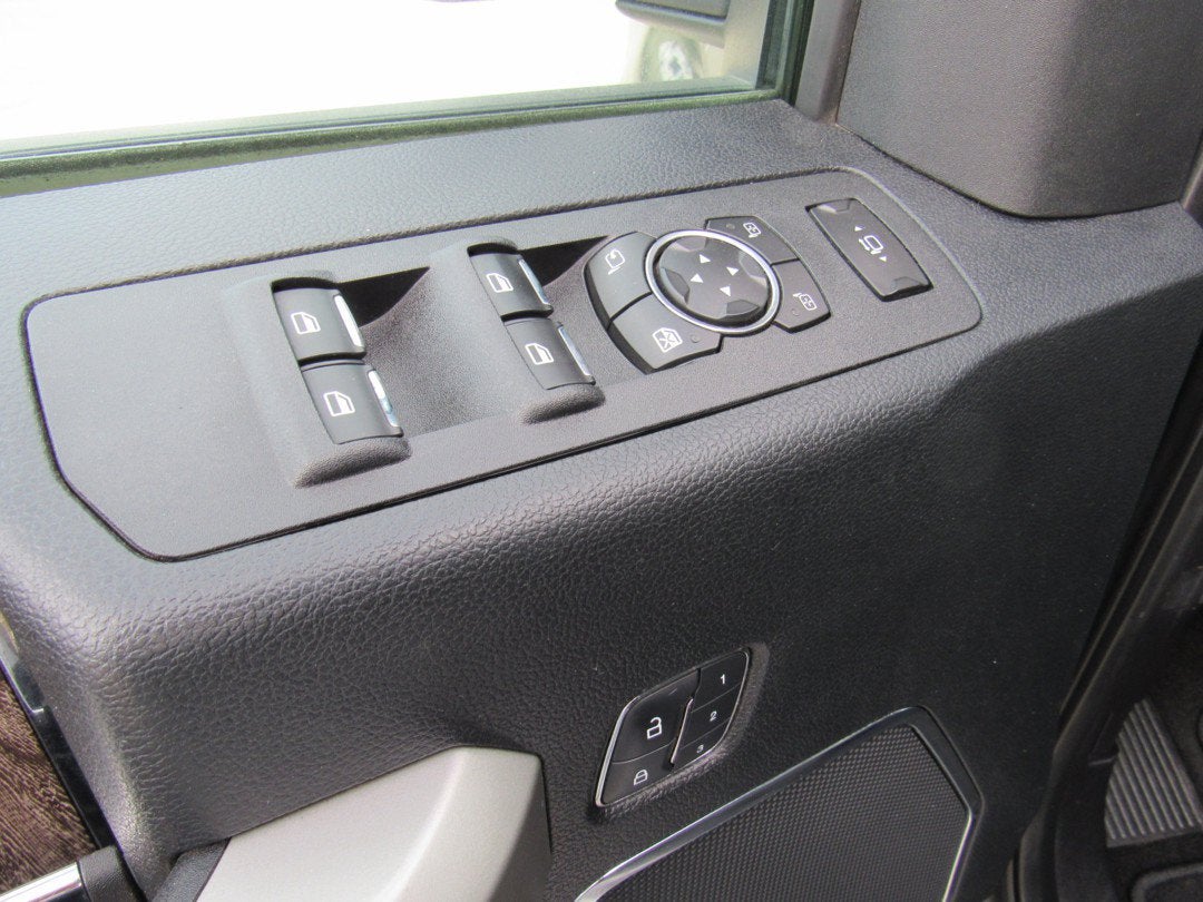 2017 Ford Super Duty F-350 DRW Lariat