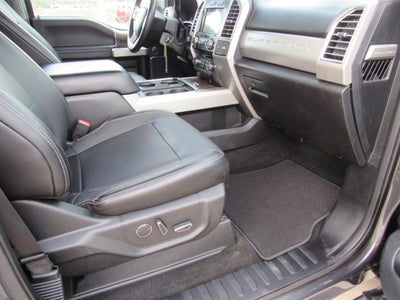 2017 Ford Super Duty F-350 DRW Lariat