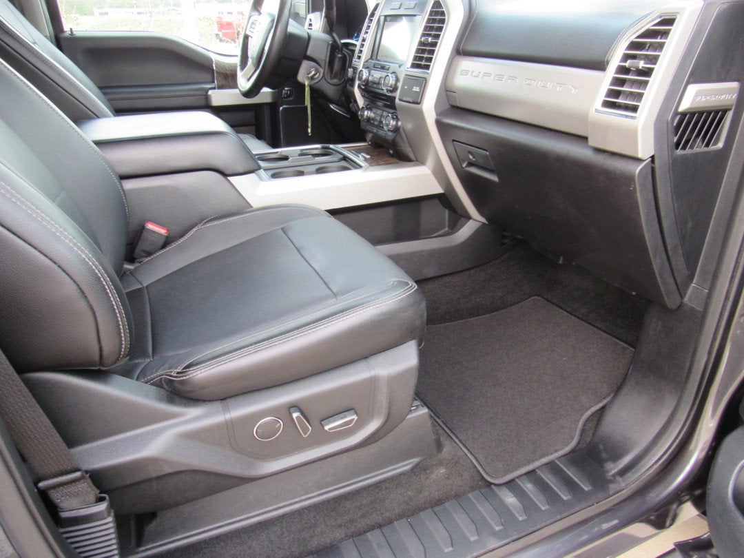 2017 Ford Super Duty F-350 DRW Lariat