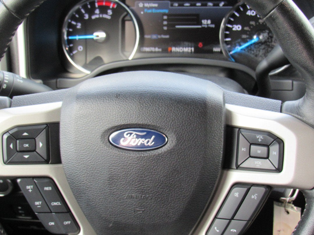 2017 Ford Super Duty F-350 DRW Lariat