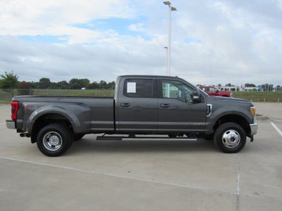 2017 Ford Super Duty F-350 DRW Lariat