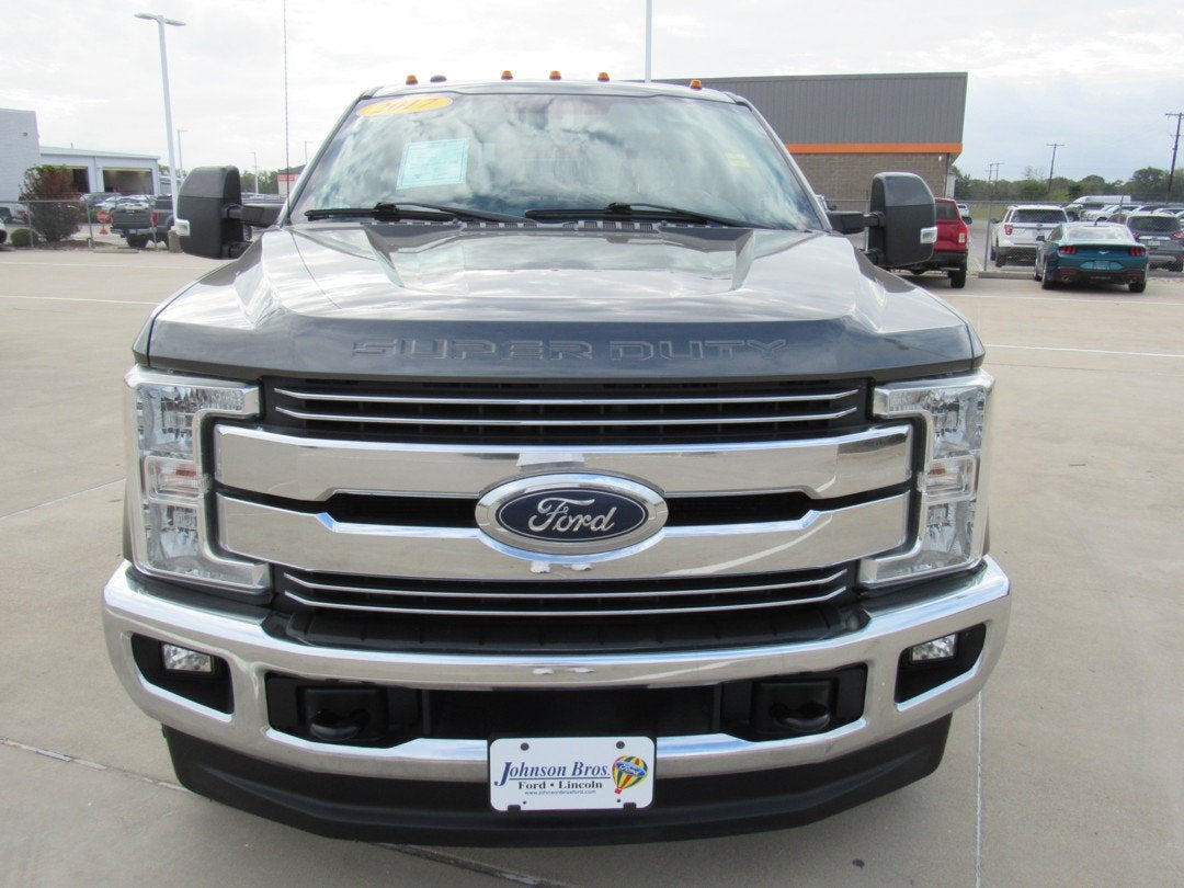 2017 Ford Super Duty F-350 DRW Lariat