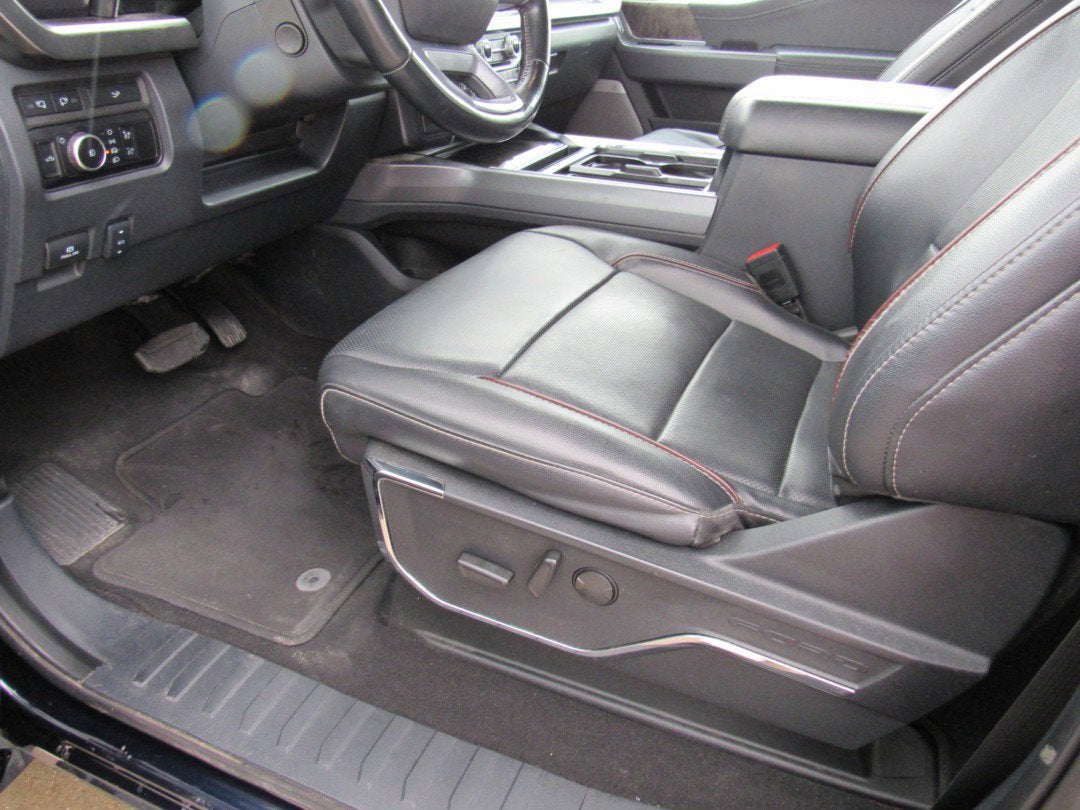 2023 Ford Super Duty F-350 DRW LARIAT