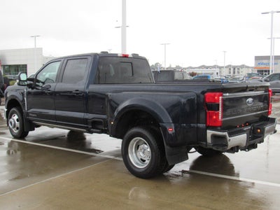 2023 Ford Super Duty F-350 DRW LARIAT