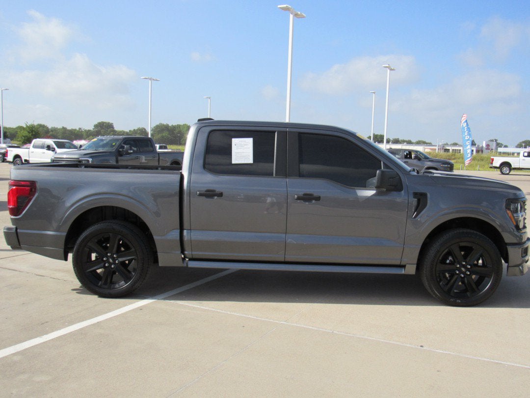 2025 Ford F-150 LOBO