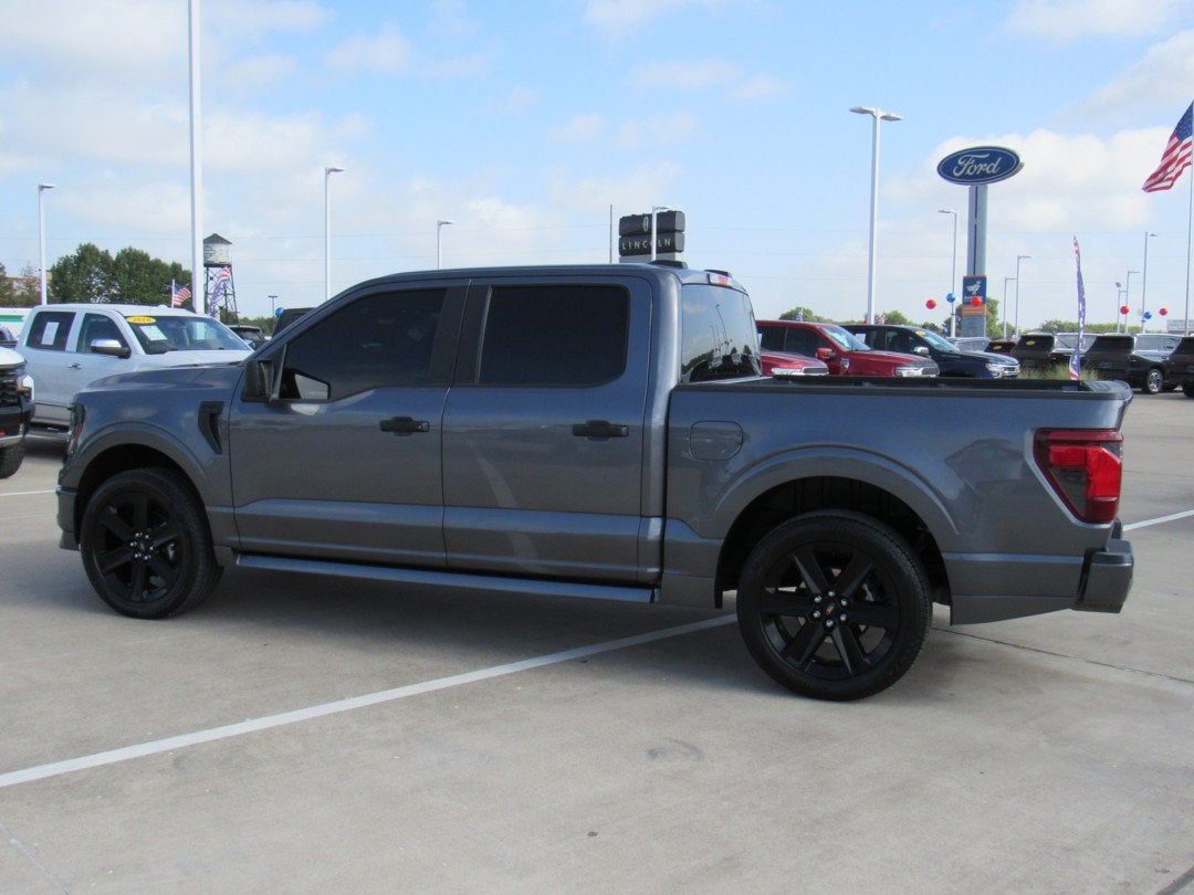 2025 Ford F-150 LOBO