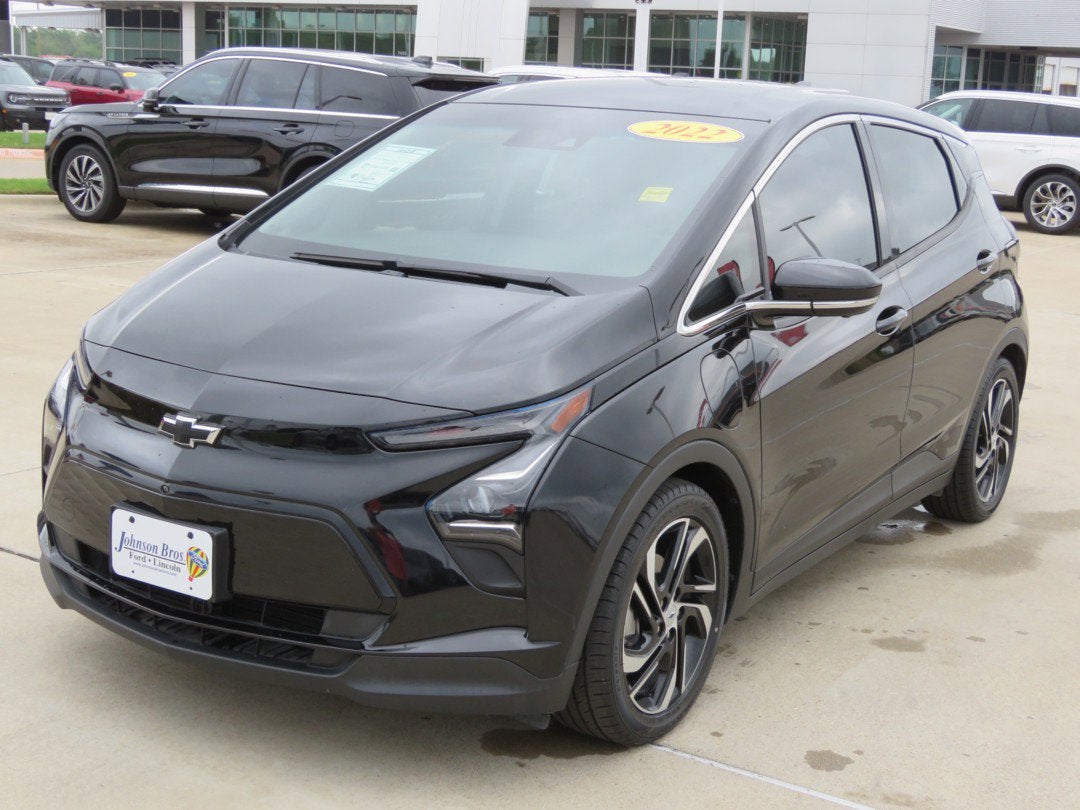 Used 2022 Chevrolet Bolt EV 2LT with VIN 1G1FX6S01N4100283 for sale in Temple, TX