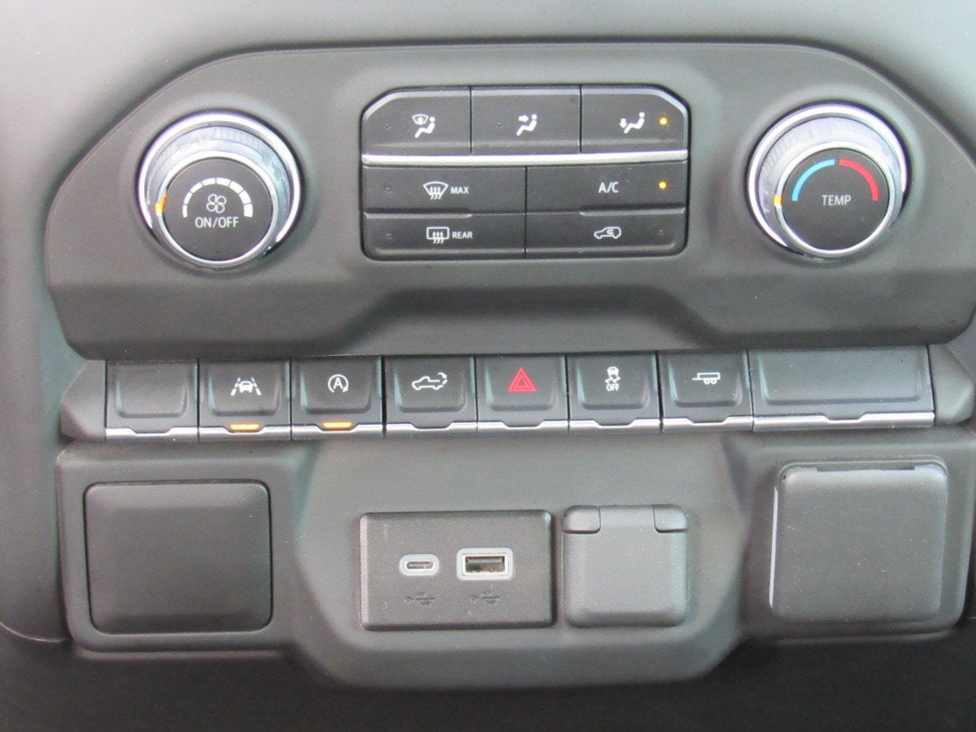2025 Chevrolet Silverado 1500 Custom