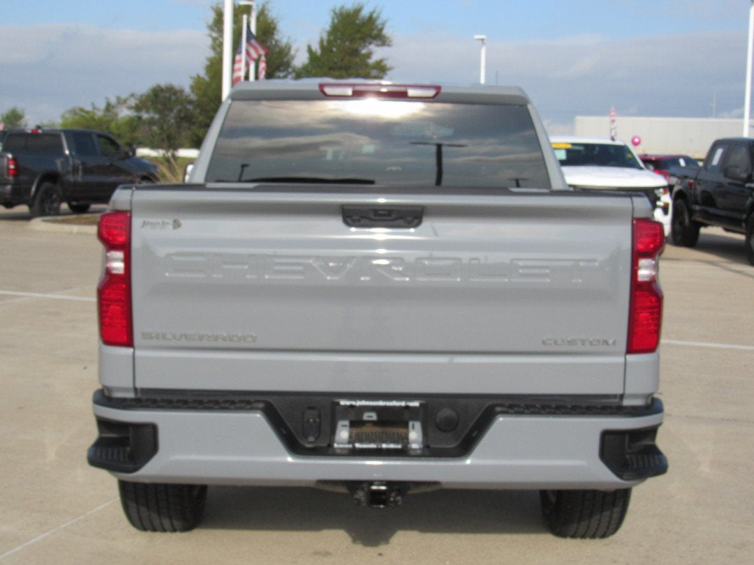2025 Chevrolet Silverado 1500 Custom