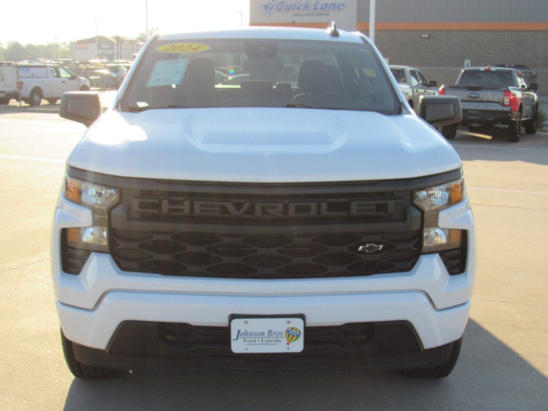2024 Chevrolet Silverado 1500 Custom
