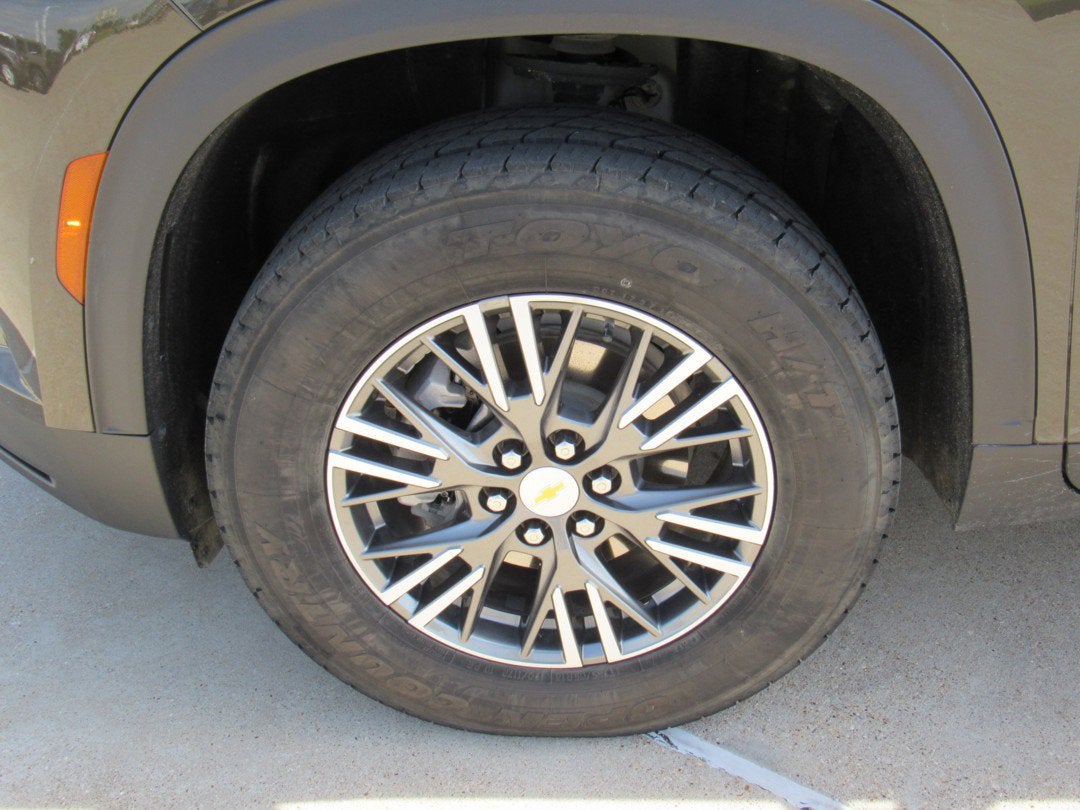 2024 Chevrolet Traverse FWD LT