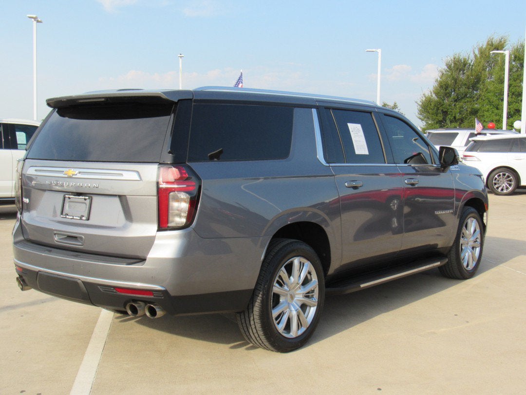 2021 Chevrolet Suburban High Country