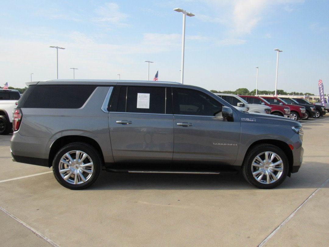 2021 Chevrolet Suburban High Country