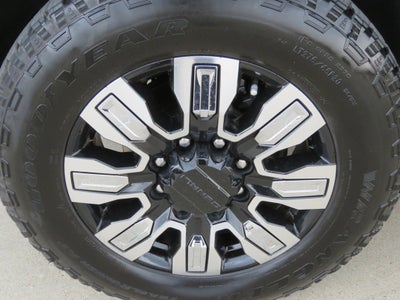 2024 GMC Sierra 2500HD Denali