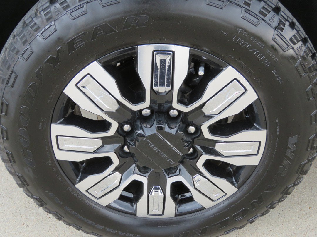 2024 GMC Sierra 2500HD Denali