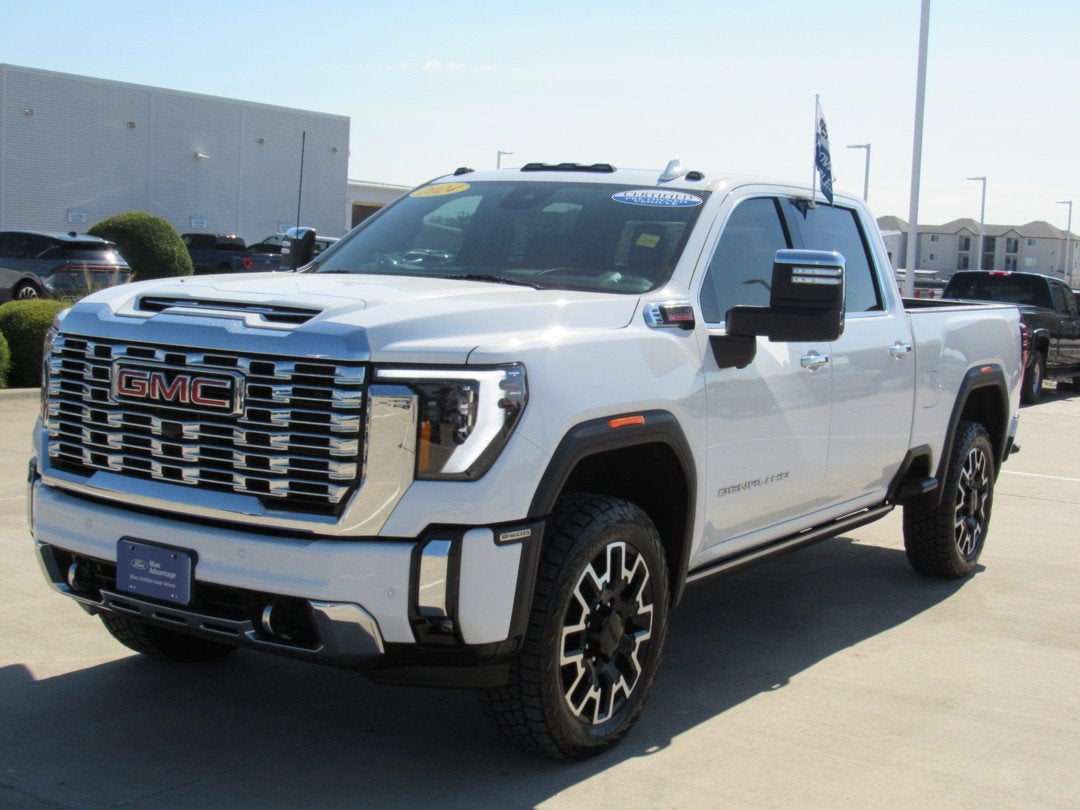 2024 GMC Sierra 2500HD Denali
