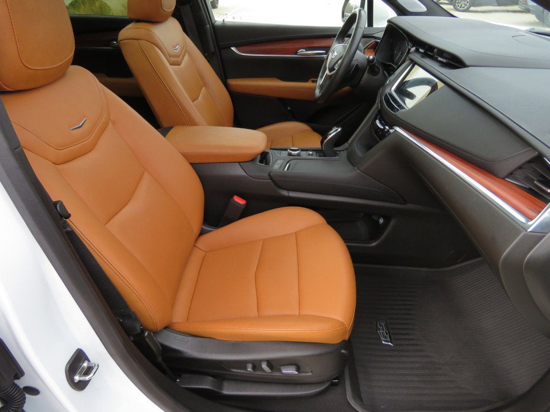 2024 Cadillac XT5 FWD Premium Luxury