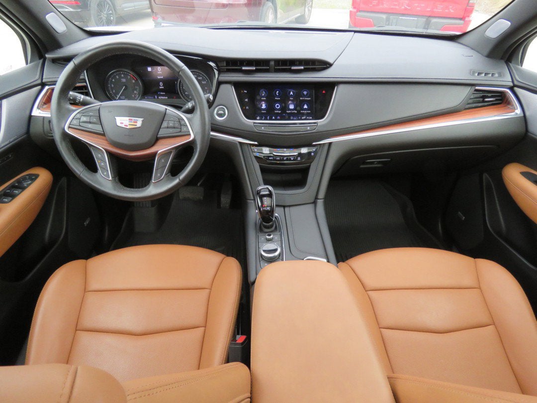 2024 Cadillac XT5 FWD Premium Luxury