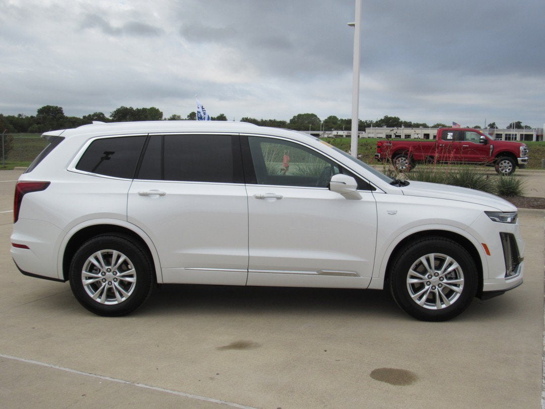 2025 Cadillac XT6 FWD Luxury