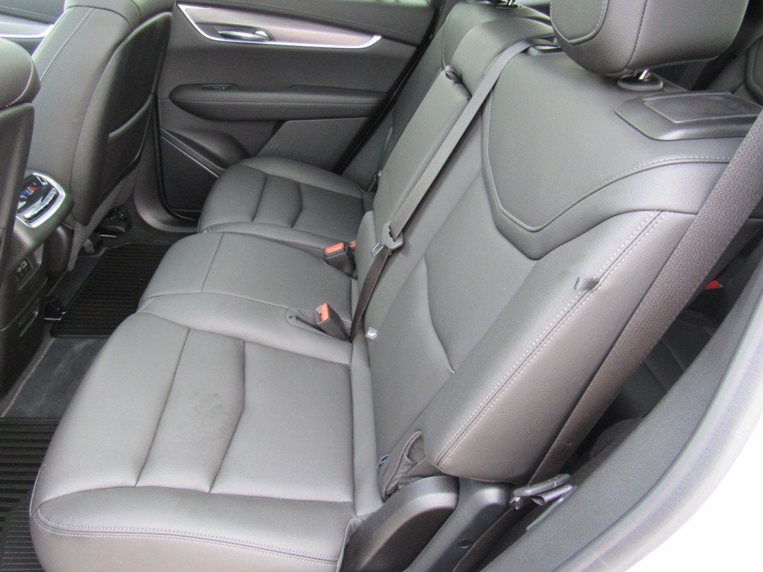 2025 Cadillac XT6 FWD Luxury