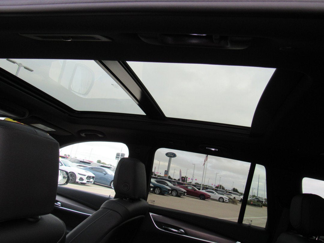 2025 Cadillac XT6 FWD Luxury