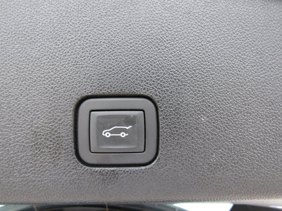 2025 Cadillac XT6 FWD Luxury