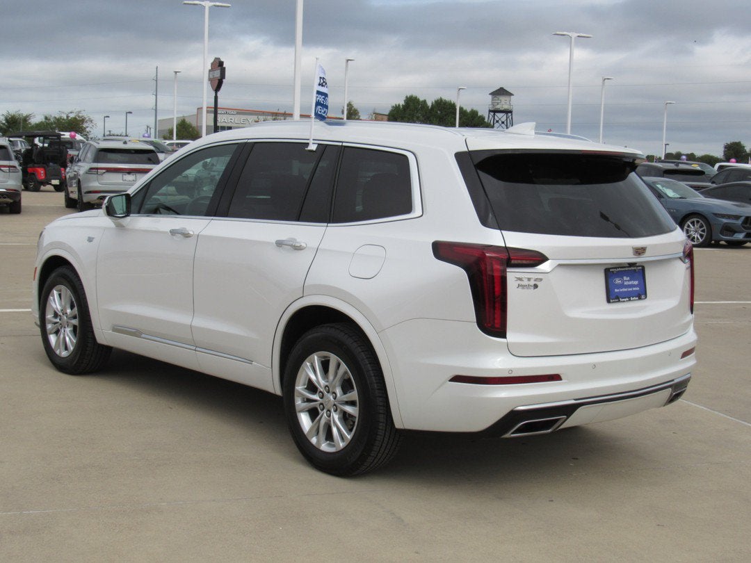 2025 Cadillac XT6 FWD Luxury