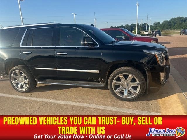 2020 Cadillac Escalade 2WD Luxury's photo