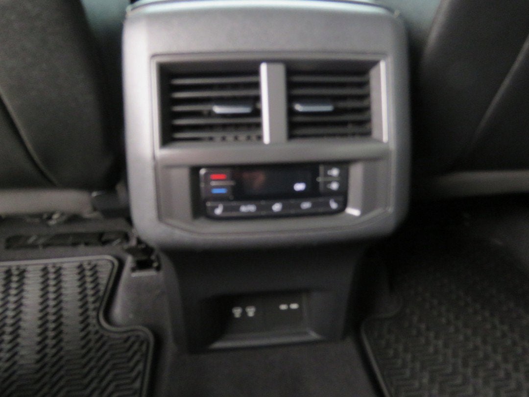 2023 Volkswagen Atlas 3.6L V6 SEL Premium R-Line