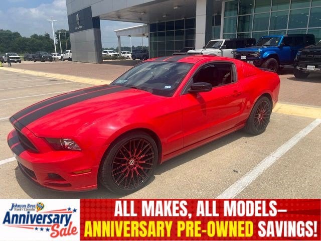 2014 Ford Mustang V6